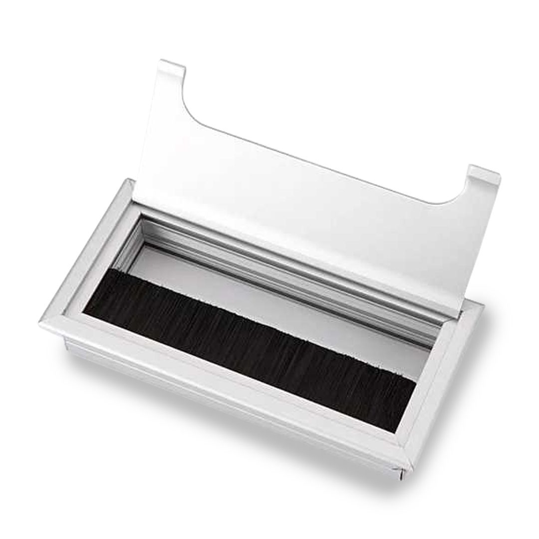 Medium Brushed Socket