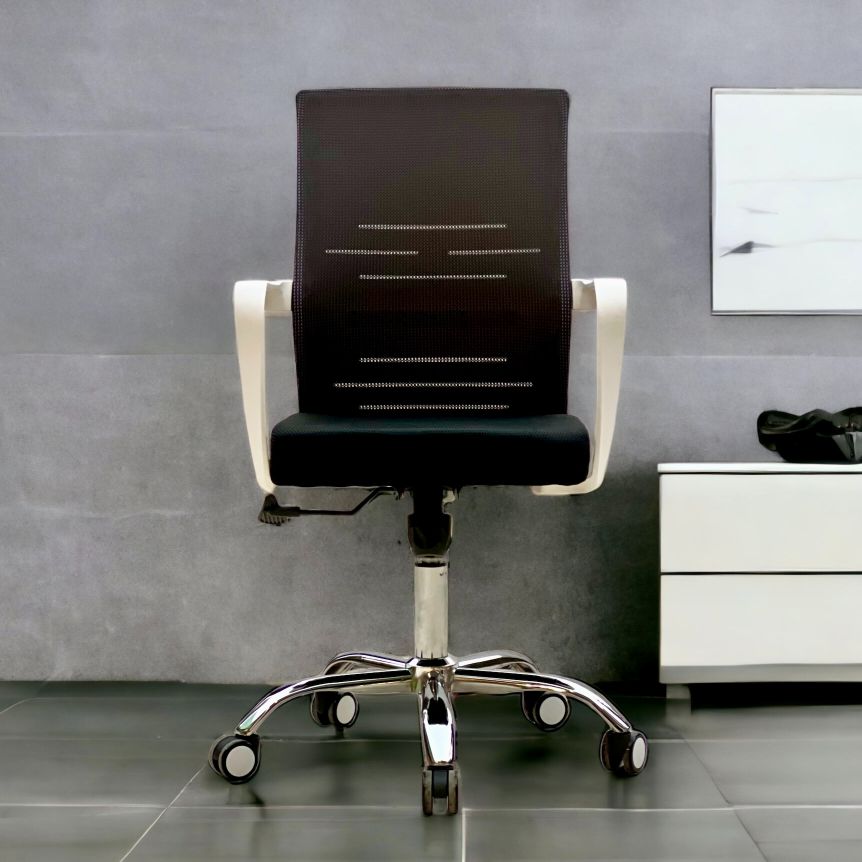 Sigma Staff Chair