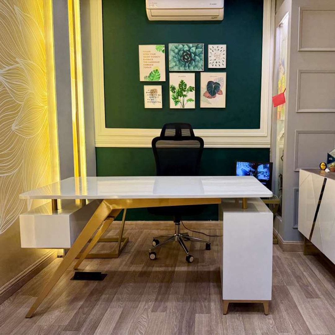 Elaris Manger Table MOT007